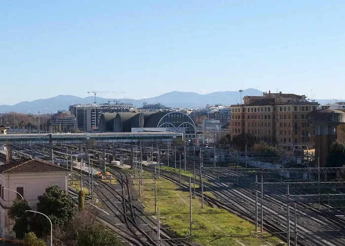 Piramide 2 Bedrooms & 2 Bathrooms Roma
