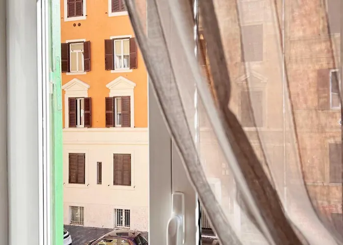 Piramide 2 Bedrooms & 2 Bathrooms *