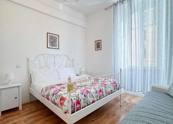 Piramide 2 Bedrooms & 2 Bathrooms * Roma